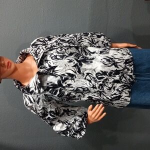 Berek Women's Abstract Print Black & White Jacket Balloon Sleeves